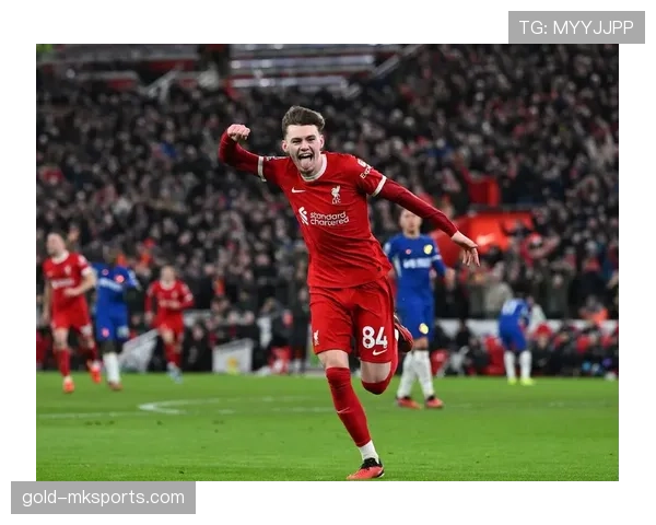 布兰特持续提升状态,成为新一代足球天才备受瞩目的焦点 布兰特持续提升状态,成为新一代足球天才备受瞩目的焦点