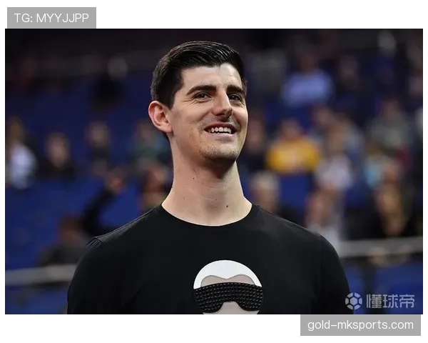 库尔图瓦：3次萨莫拉奖与门将冲击金球的上限分析