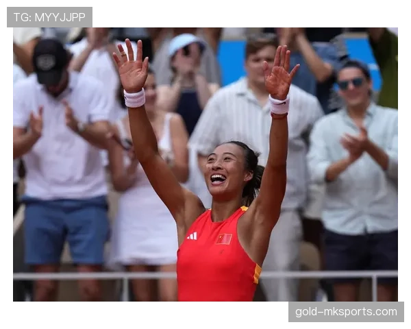 潘晓婷赛场外私服一露，那几只包堆在一起能买套房，刷到我直接无语